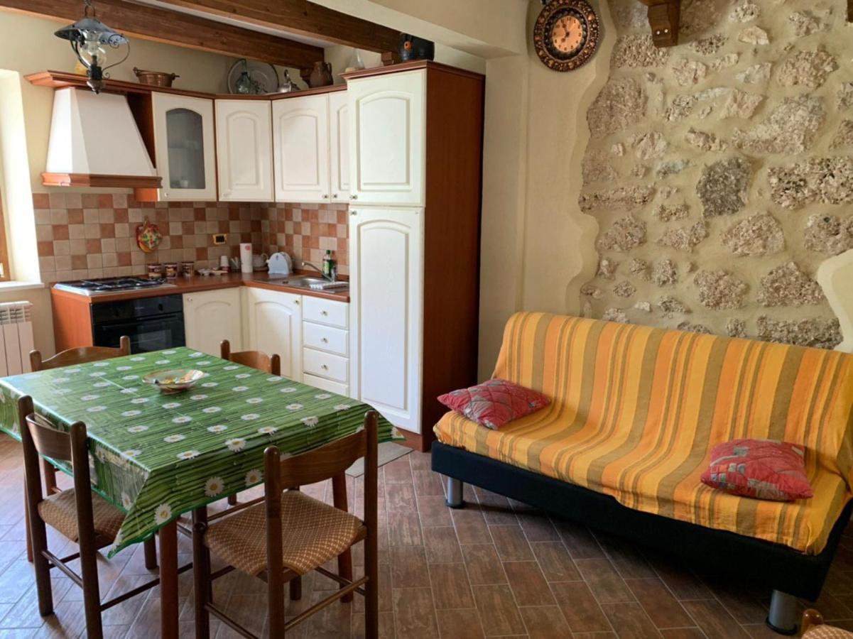 Le Ceppete Apartment Palombaro Екстериор снимка
