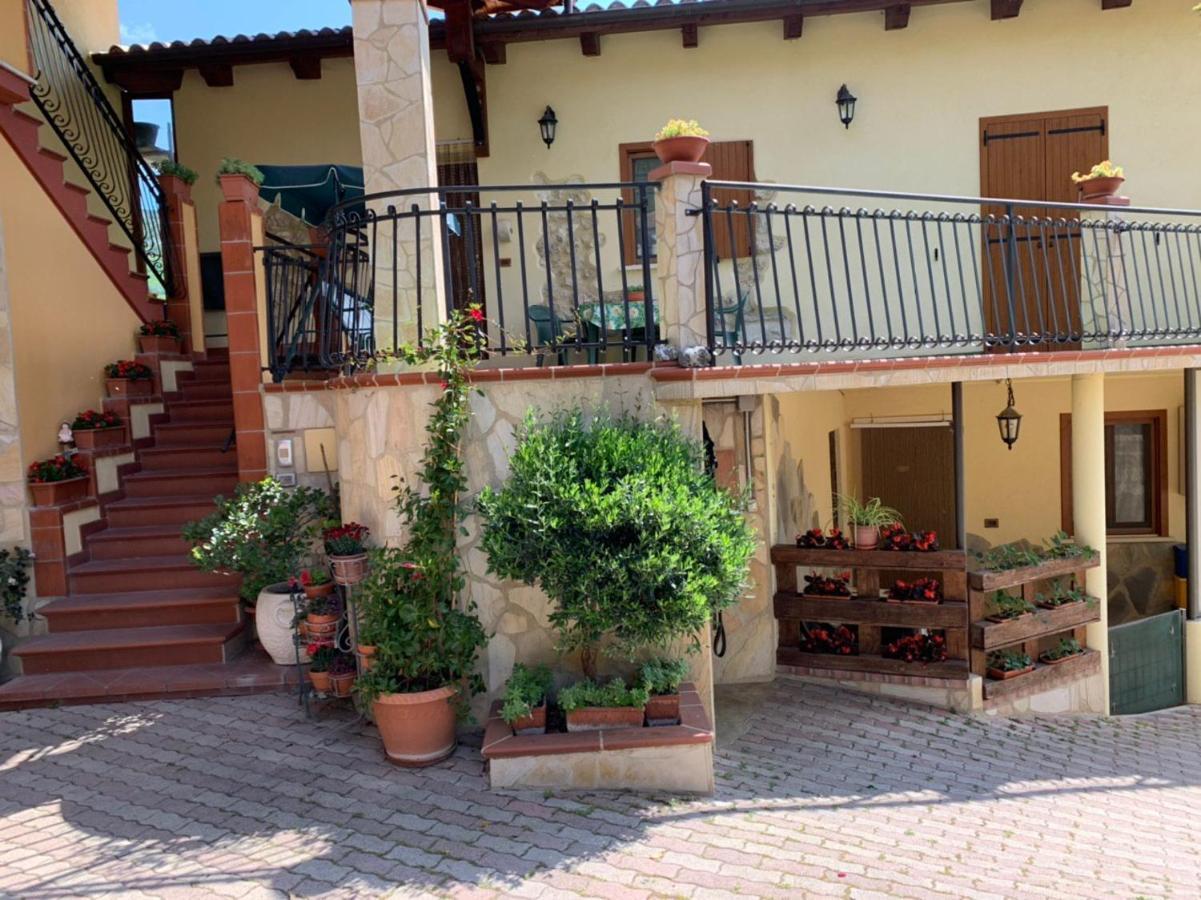Le Ceppete Apartment Palombaro Екстериор снимка